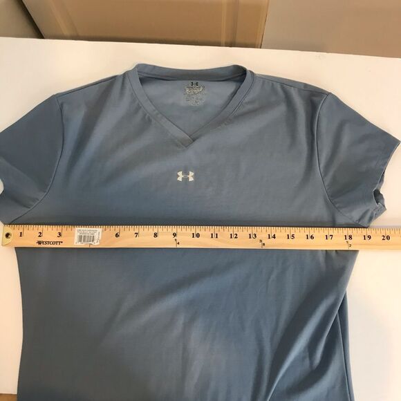 Under Armour Tee sz XL (fits smaller) - Picture 5 of 5